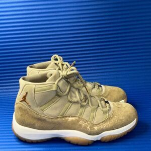 Size 10- Women’s Nike Air Jordan 11 Retro Neutral Olive AR0715-200 RARE
